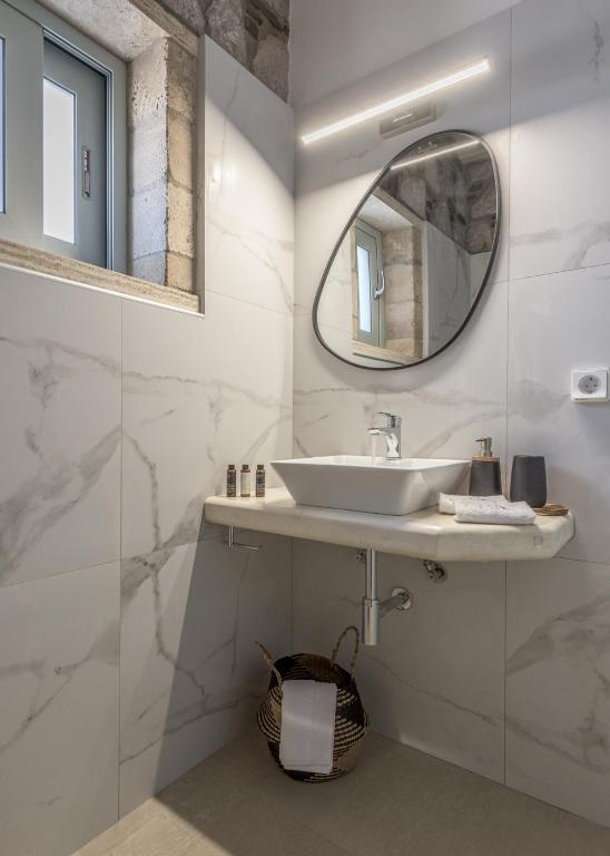 Koupelna v ubytování Thea Sunset Suites