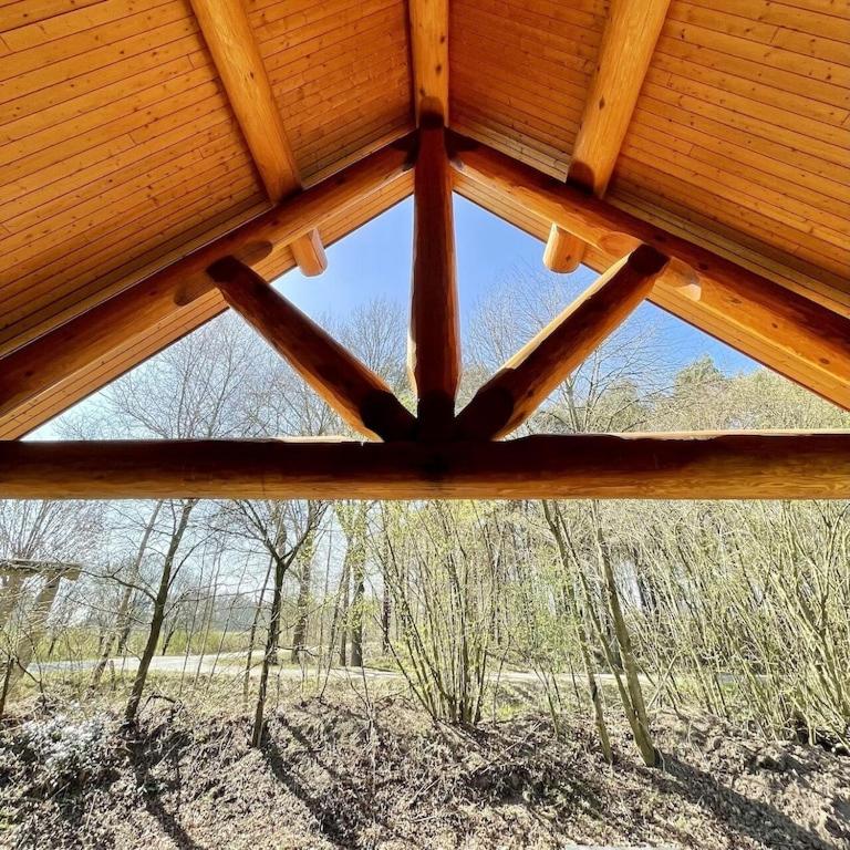 Afbeelding uit fotogalerij van Unieke houten villa met SAUNA in Twente - 5p in Den Ham