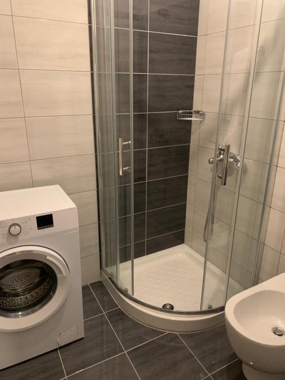 Pools Apartment - Imazhi 3