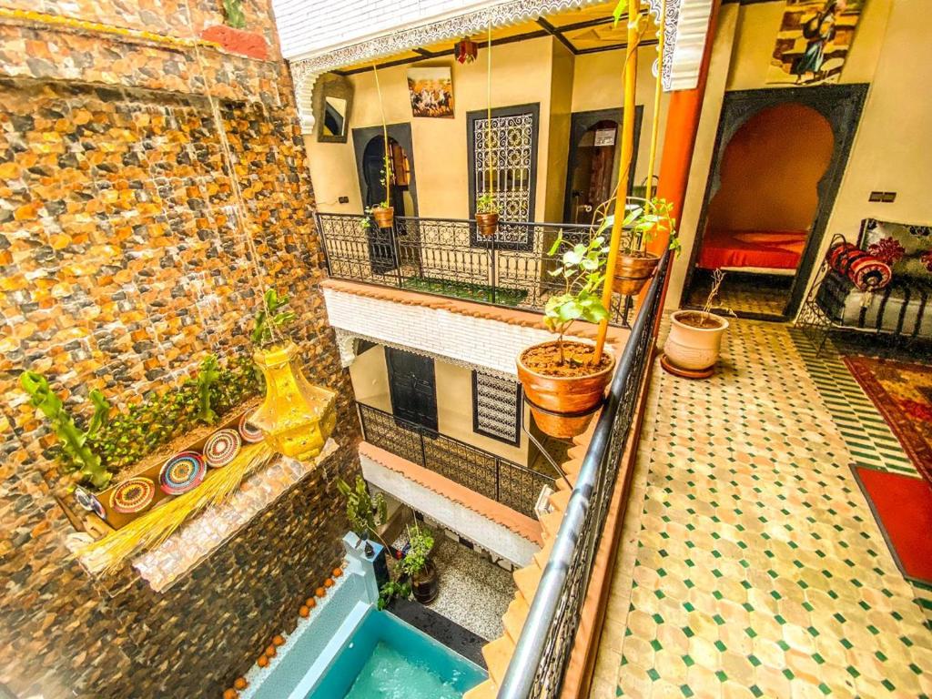 Bazén v ubytování Riad Salma Restaurant Spa nebo v jeho okolí