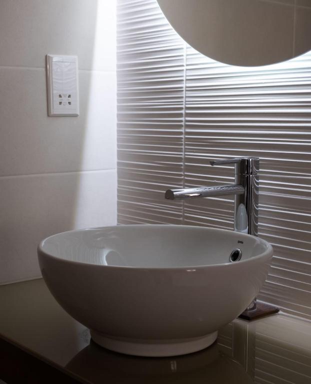 Koupelna v ubytování Mulberry Suites
