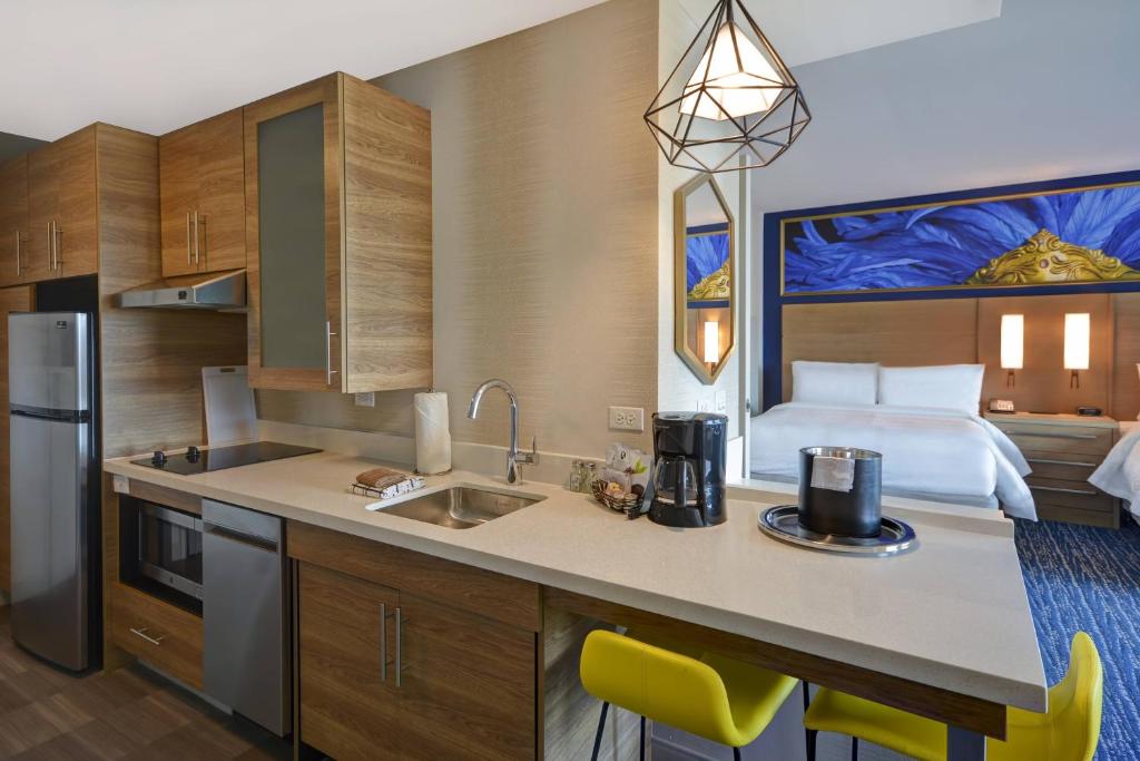 Residence Inn by Marriott New Orleans French Quarter Area/Cen B - Studio, 2 Reine