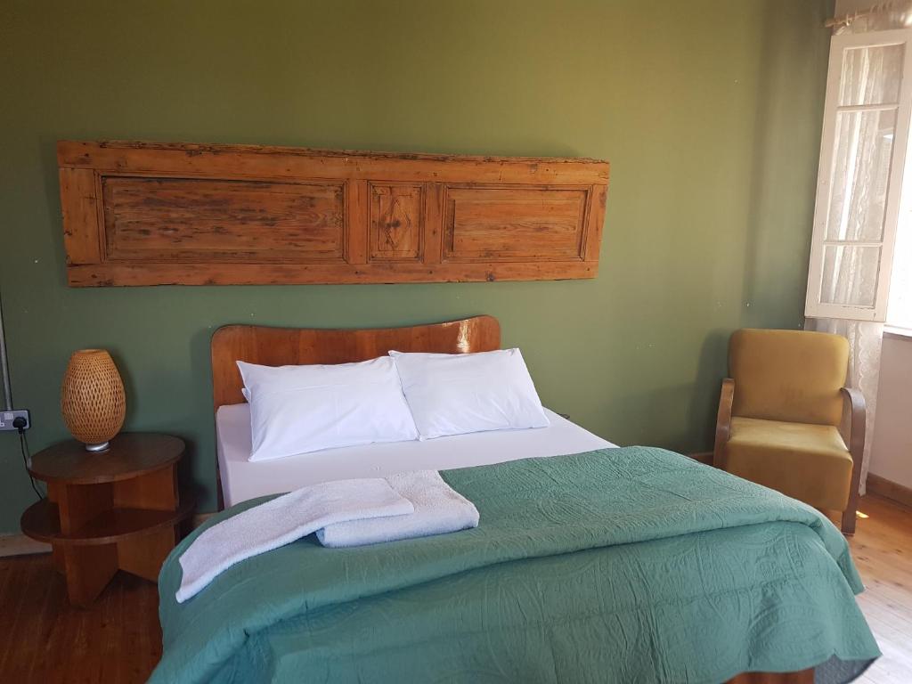 Postel nebo postele na pokoji v ubytování Ines Guest House