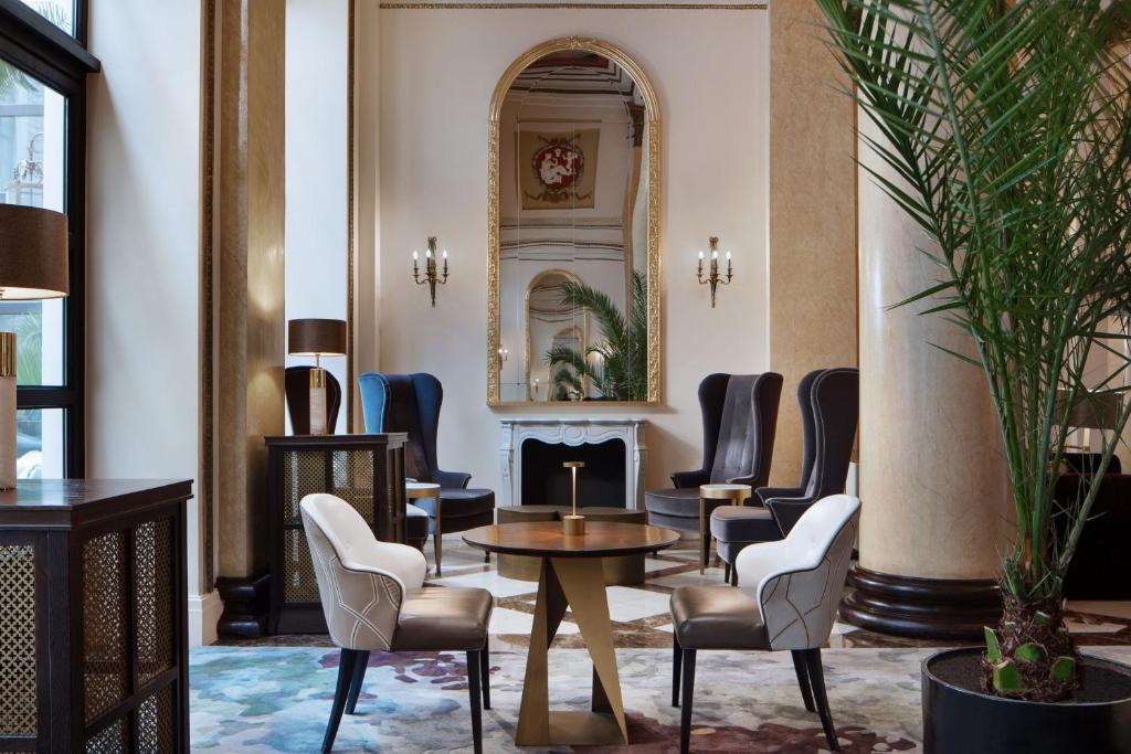 Posezení v ubytování Tbilisi Marriott Hotel