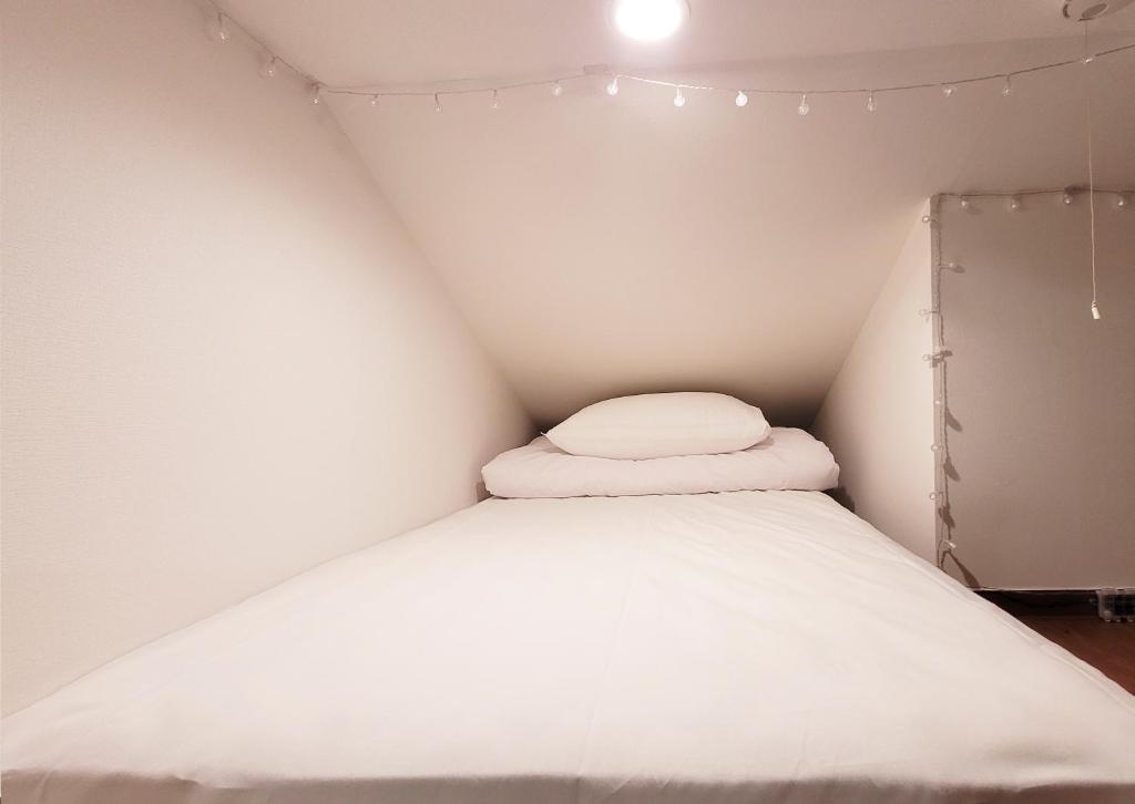 tani house - Deluxe Twin Room