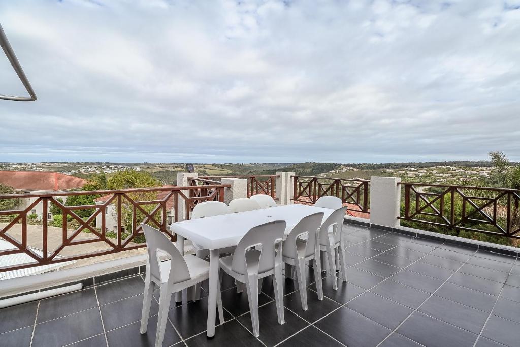 Rio self catering holiday apartment - Image 27