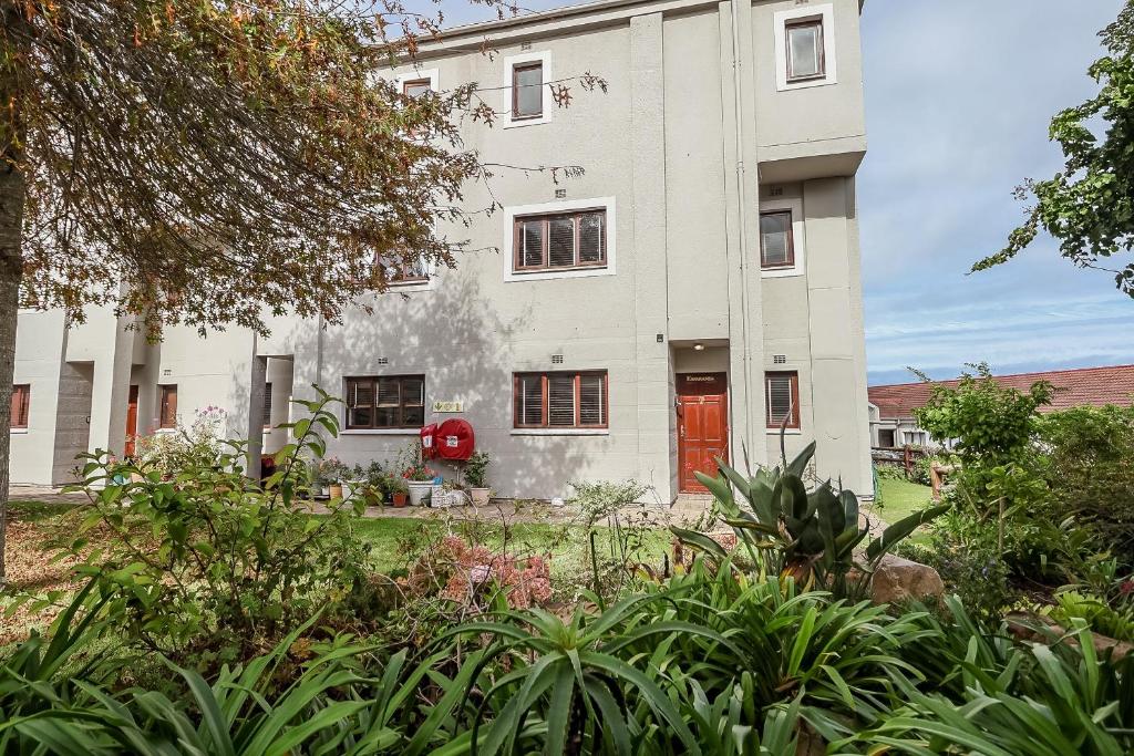 Rio self catering holiday apartment - Image 29