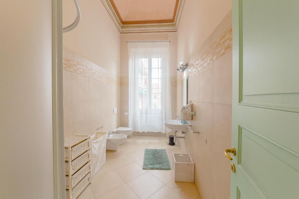 A bathroom at B&B Bernini