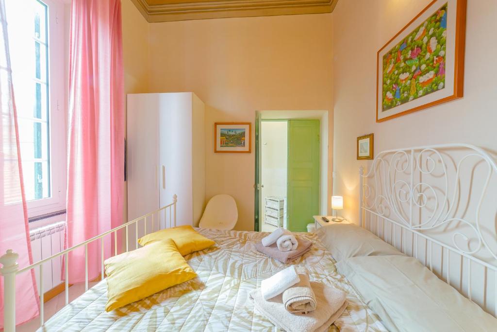A bed or beds in a room at B&B Bernini
