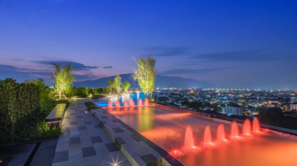 Perfect top pool view condo Astra sky river - Resim 21