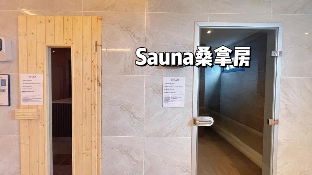 Perfect top pool view condo Astra sky river - Resim 31