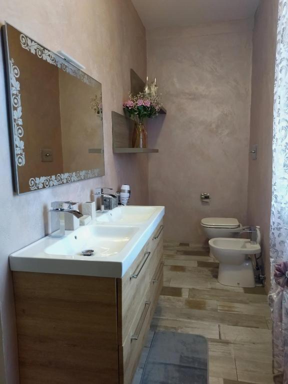 Kúpeľňa v ubytovaní VILLA MOLINELLA