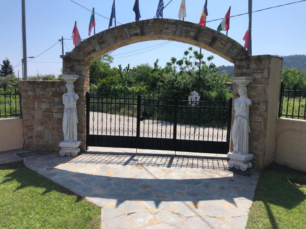 Fotografie z fotogalerie ubytování Ariadni Hotel Bungalows v destinaci Skala Potamias