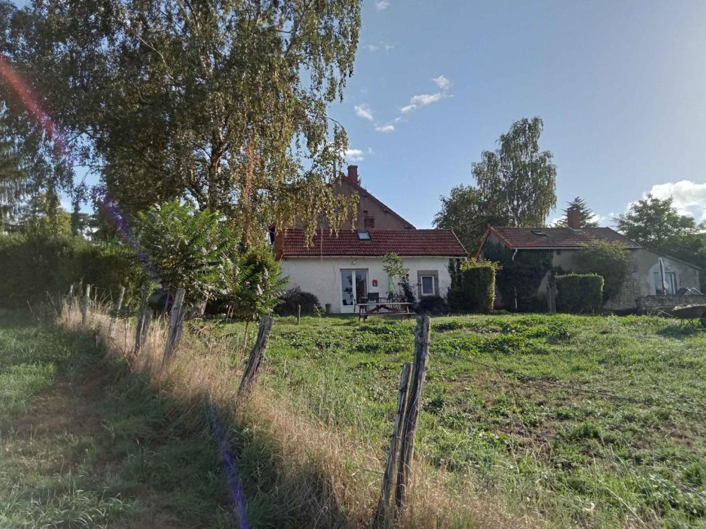 Vonkajšia záhrada v ubytovaní La Mez a Nine chambres d'hôtes