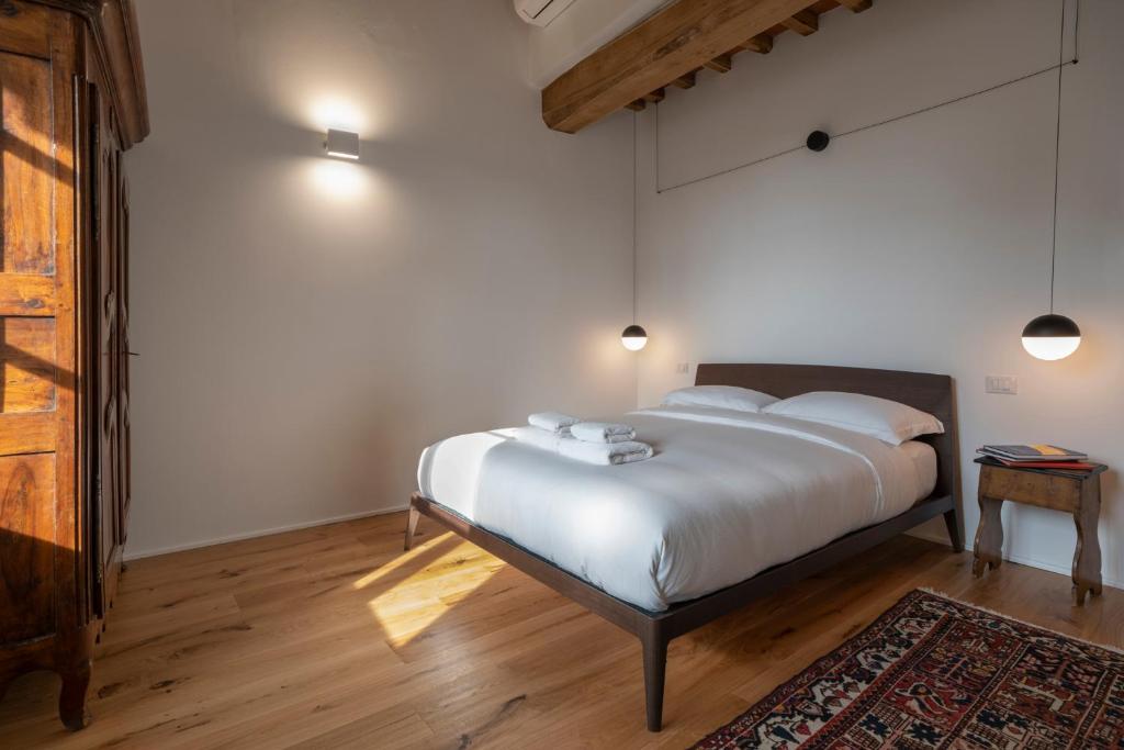 Postel nebo postele na pokoji v ubytování My GuestHouse