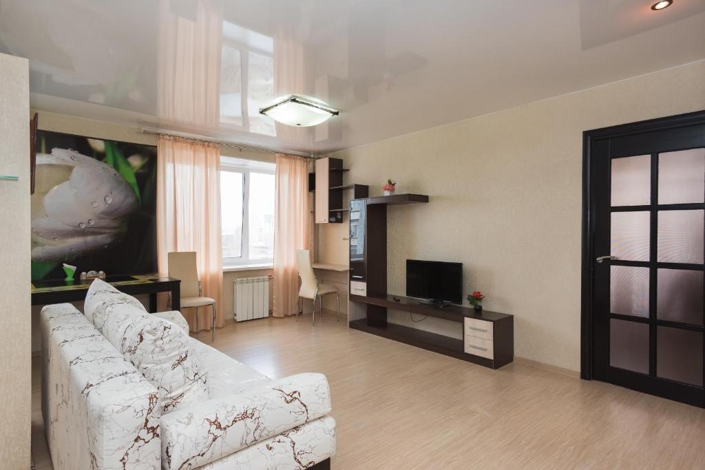 Марьин Дом на Свердлова, 2 - отзывы и видео