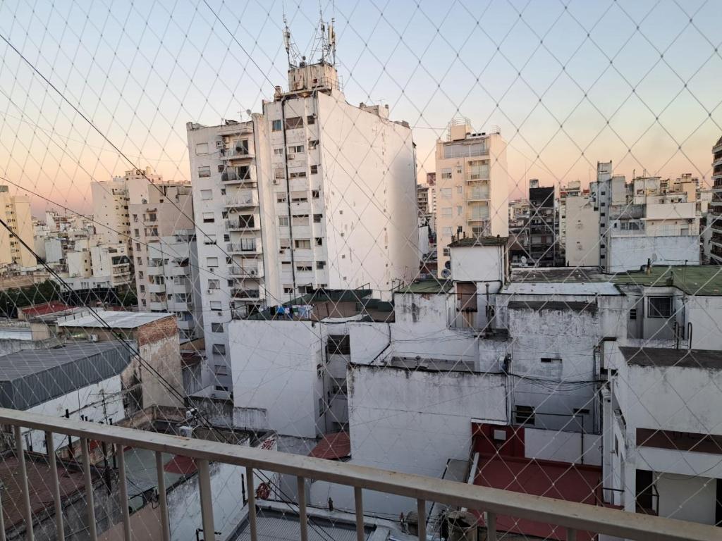 vistas a una ciudad con edificios altos en Lo de Susi en Buenos Aires