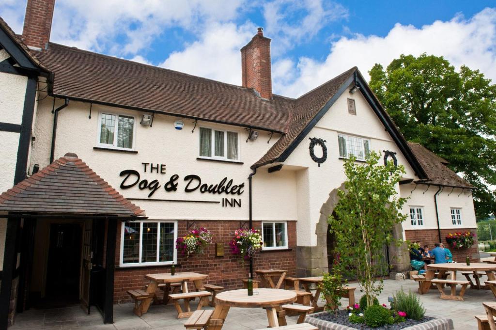 a dog and dachshund inn in oxfordshire at The Dog & Doublet Inn in Stafford