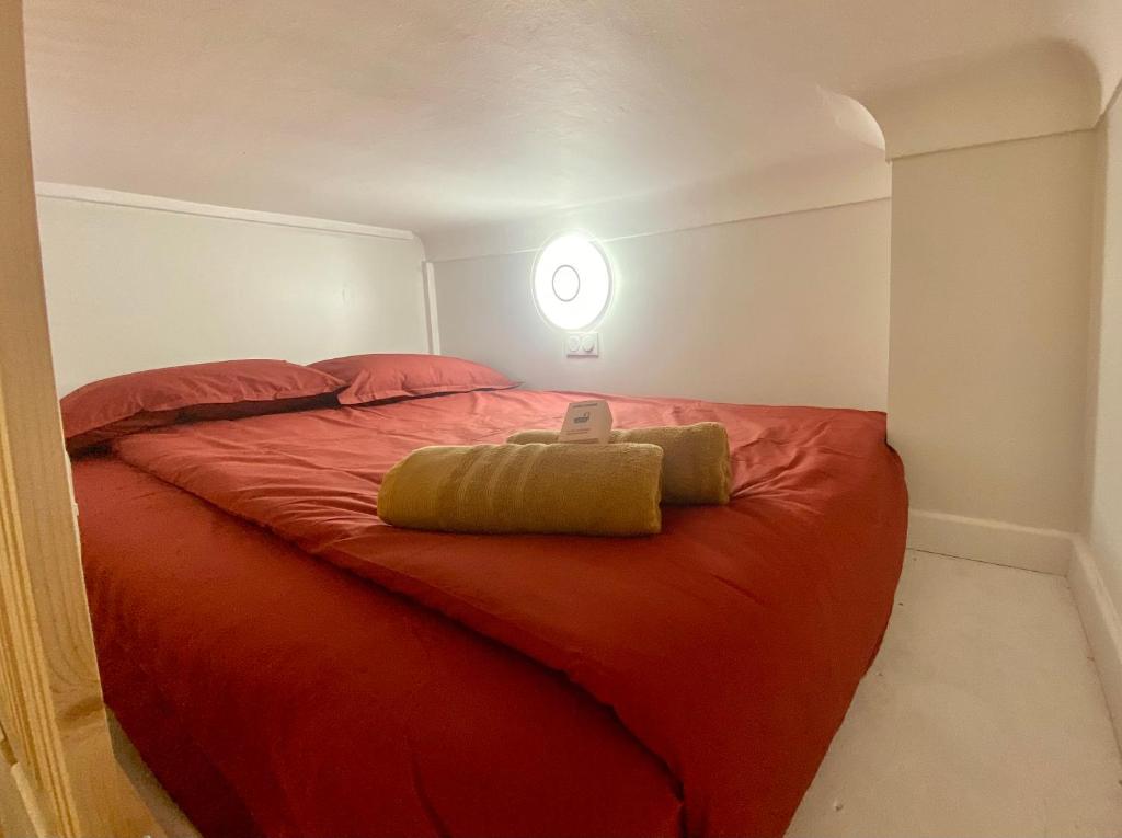 Postel nebo postele na pokoji v ubytování Appartements neuf - Frontière de Monaco - clim - WIFI