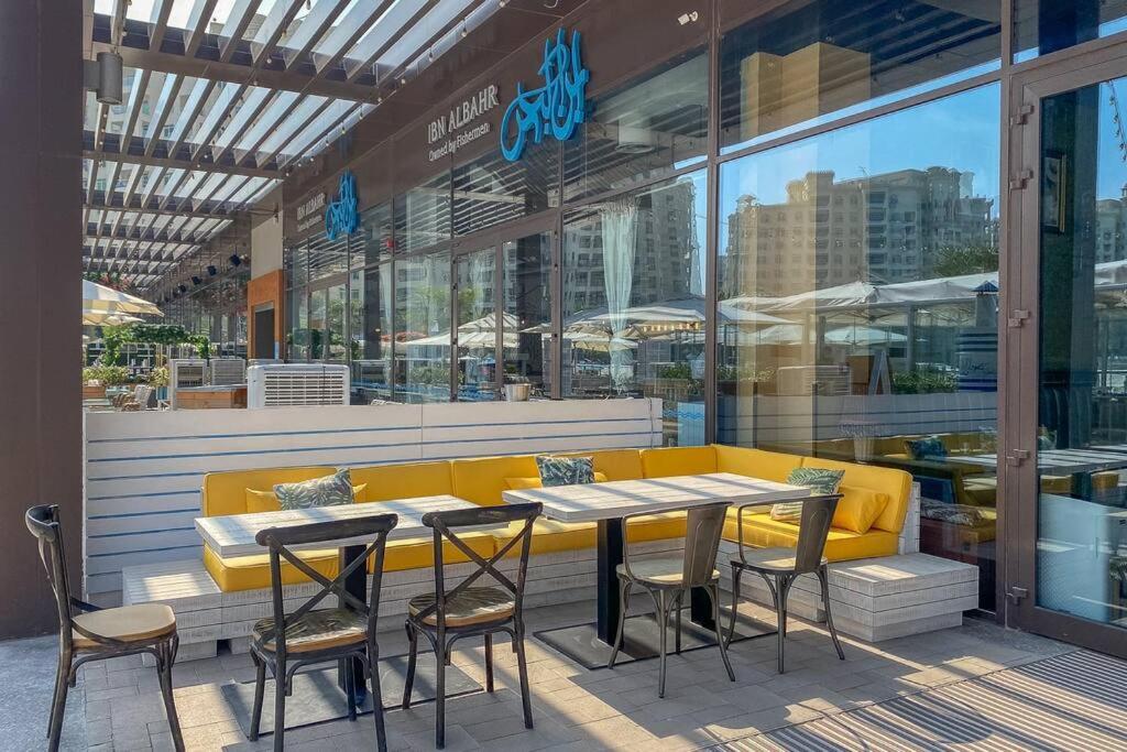 Fotografie z fotogalerie ubytování Studio right on Palm Jumeirah v Dubaji