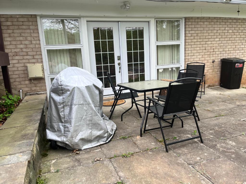 Tamarack Home Away from Home - Housity
