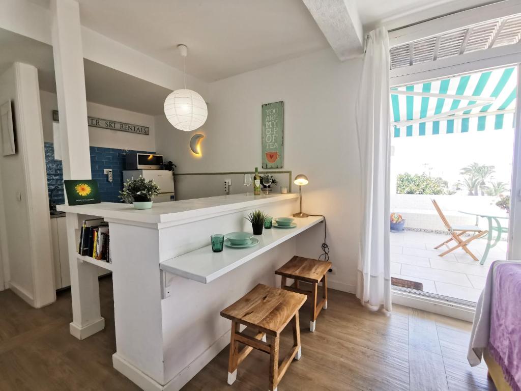 Charlies Apartment Los Molinos, Costa Teguise – Updated 2023 ...