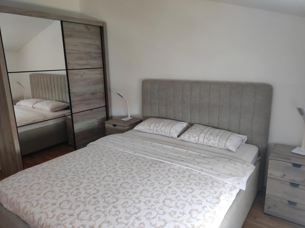 Foto dalla galleria di Apartman BONI a Nikšić