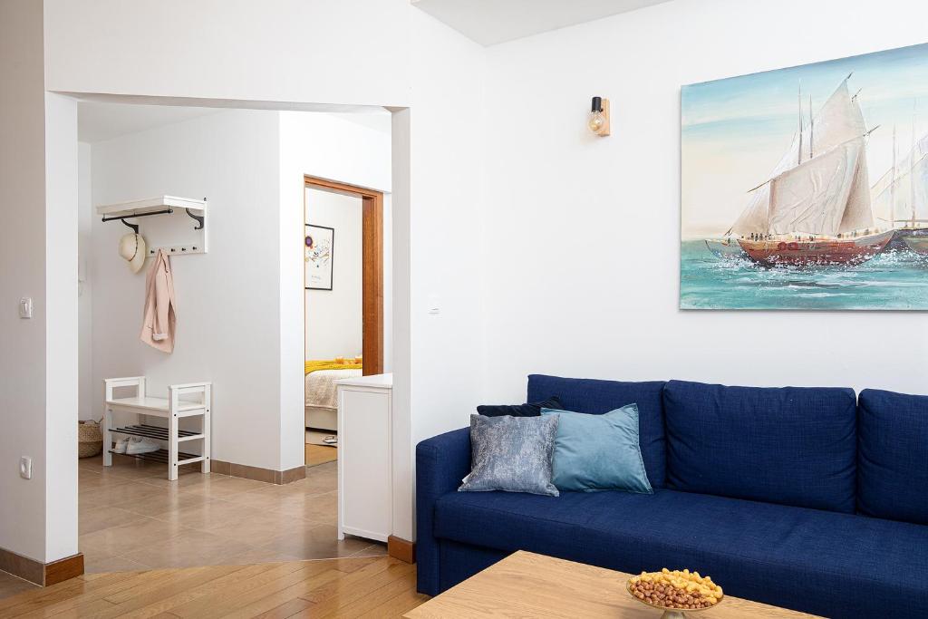 Setusvæði á Cesare Apartment, with Swimming pool and Sea view