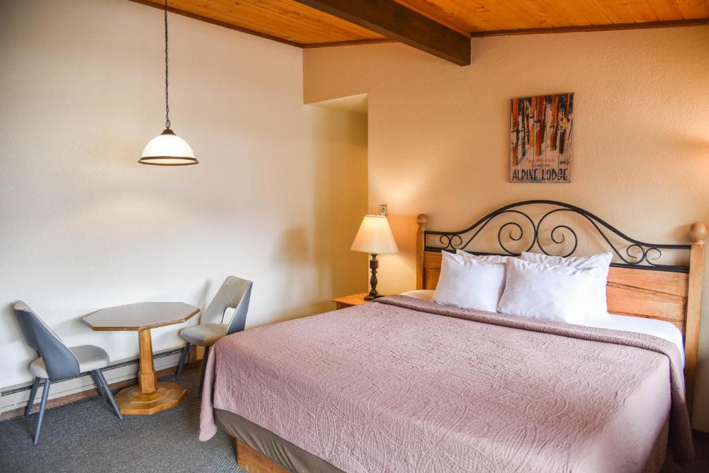 Alpine Lodge Red River photo