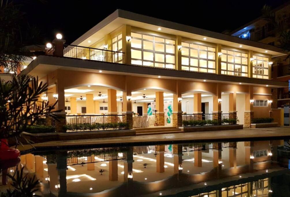 Serenity for 4: Tropical Italian-Inspired Getaway