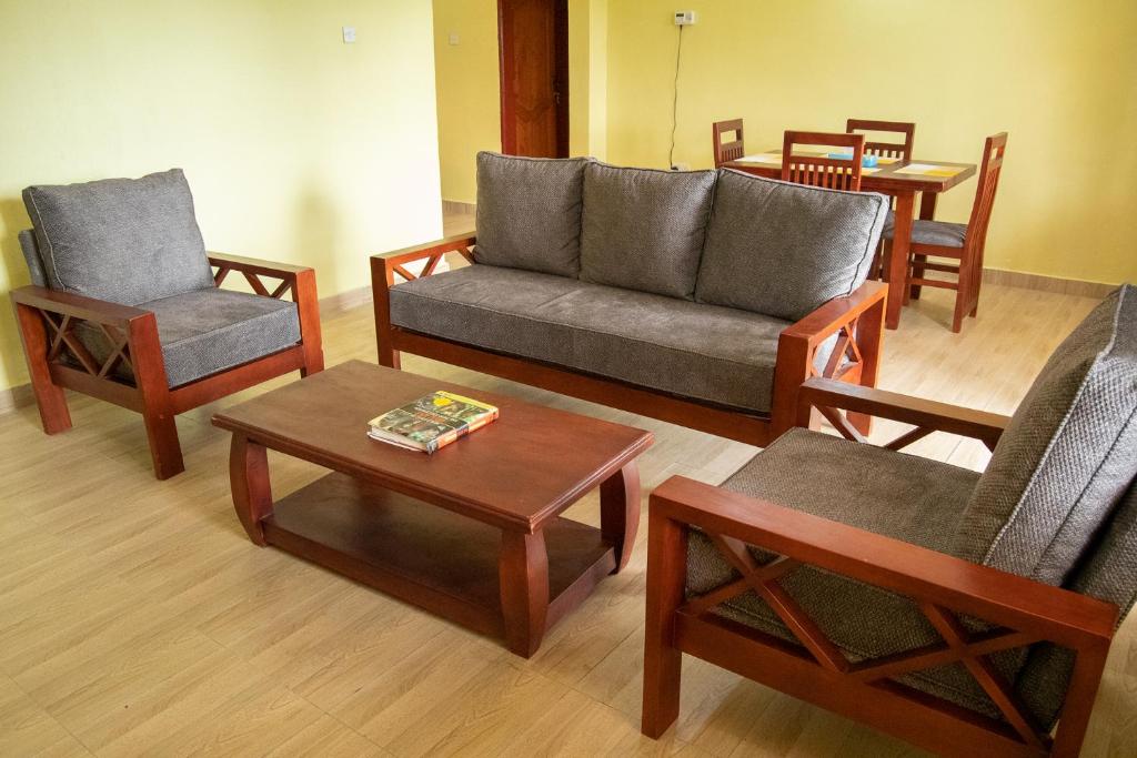 Posezení v ubytování Ntebeko Homestay