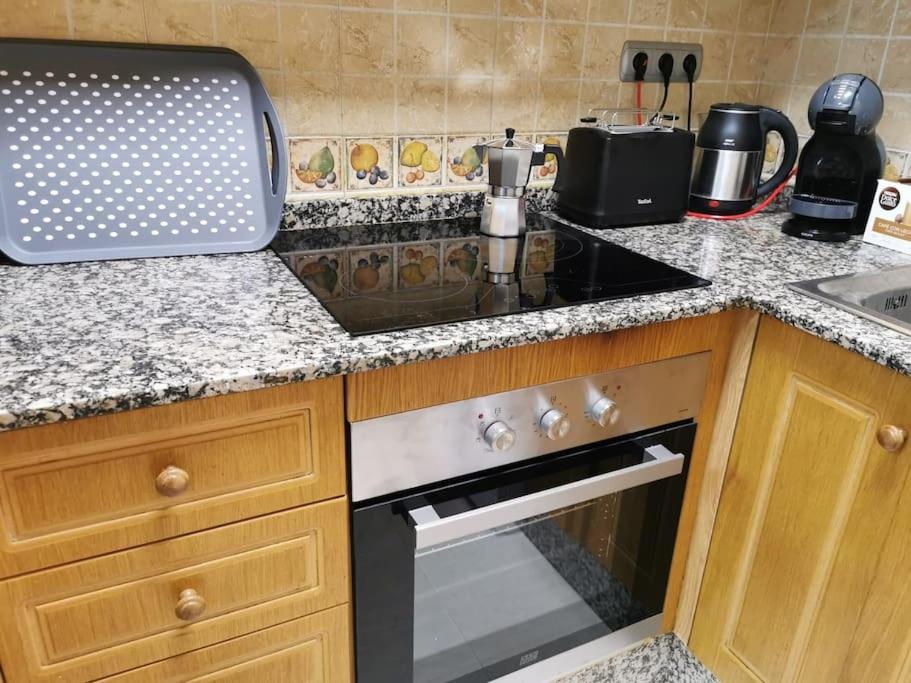 Kuchyň nebo kuchyňský kout v ubytování Apartamento Playa Cura