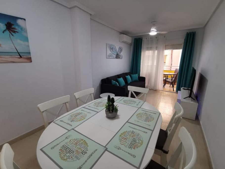 TV a/nebo společenská místnost v ubytování Apartamento Playa Cura