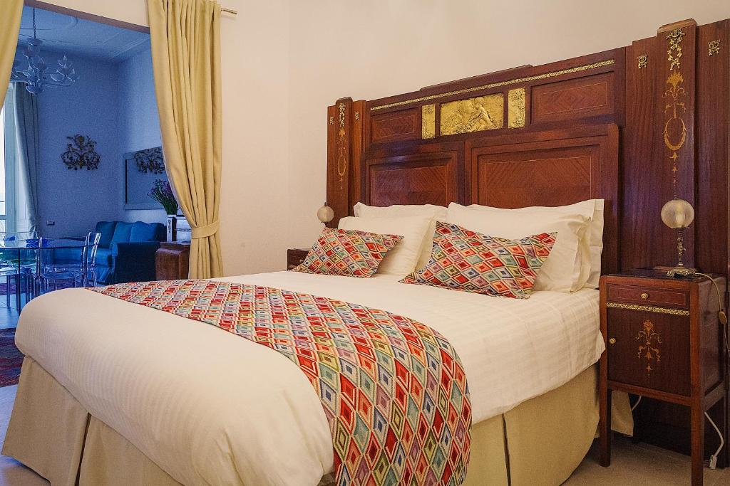 Waterfront Suites a Cagliari - Elegante affittacamere vista porto