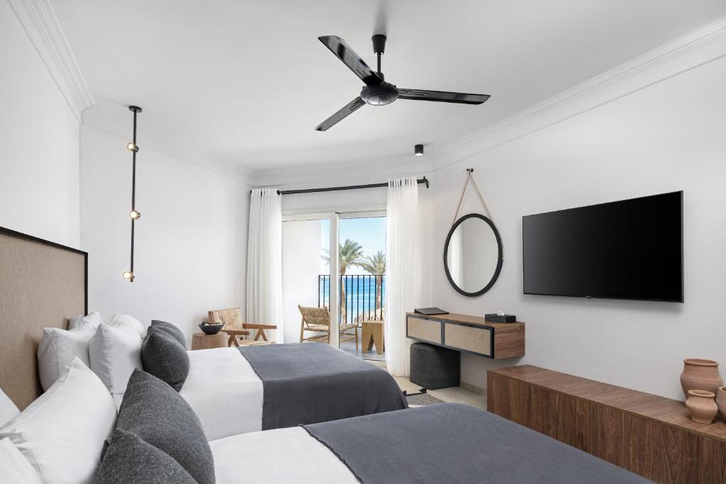 Serry Beach Resort - 17