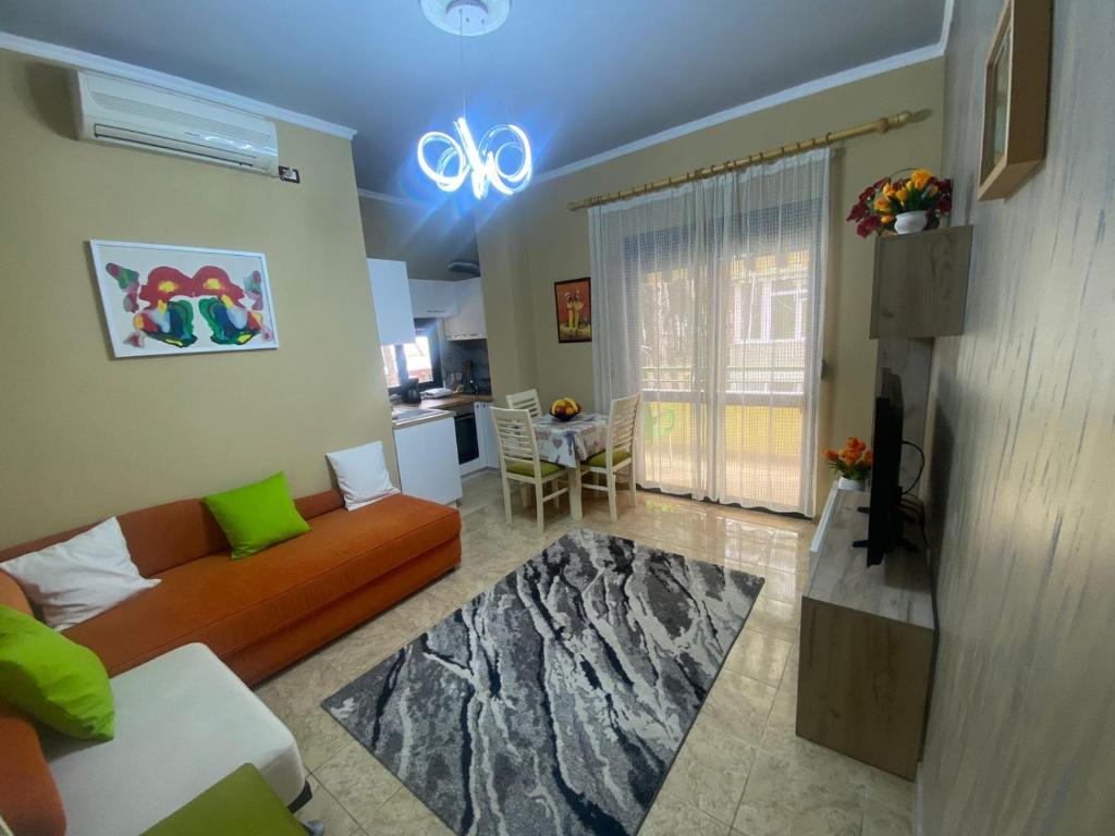 Rebi Beach Apartament - Imazhi 5