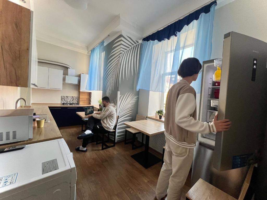 Cucina o angolo cottura di Hostel on Universytet