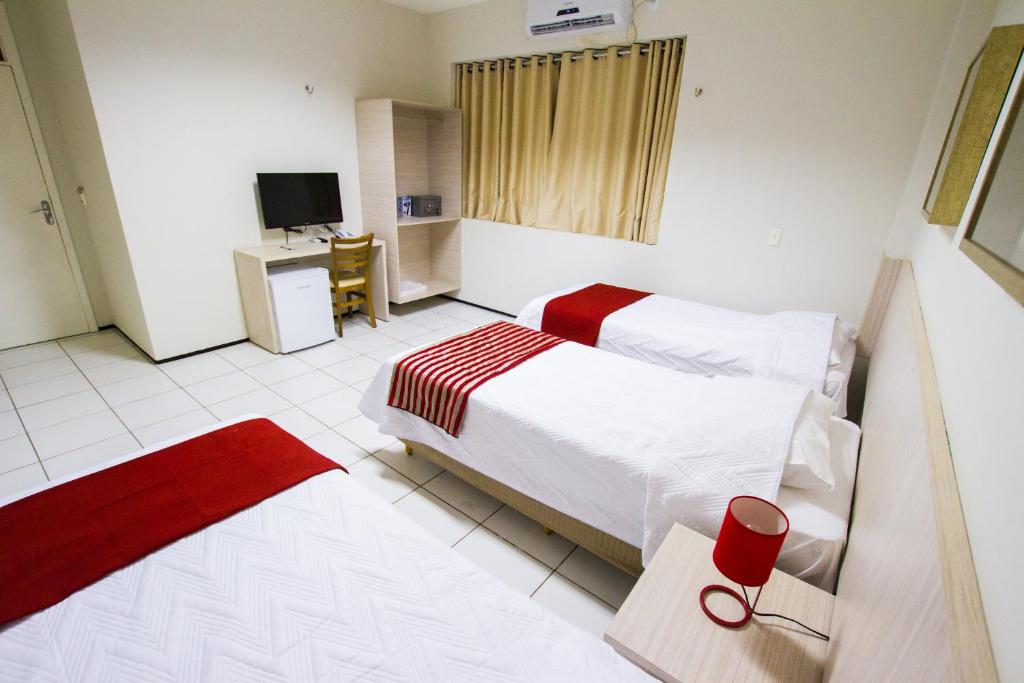  Holiday Hotel Picos