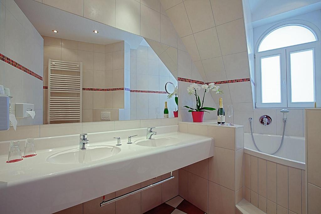 Hotel Goldene Rose - Resim 3