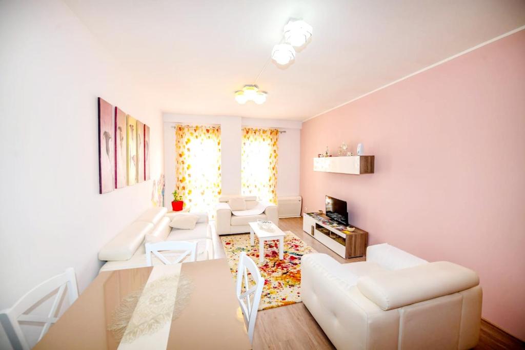 Happy stories' apartment in city centre - Image 5