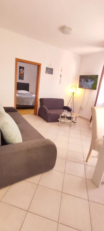 Posedenie v ubytovaní Apartments Burazer