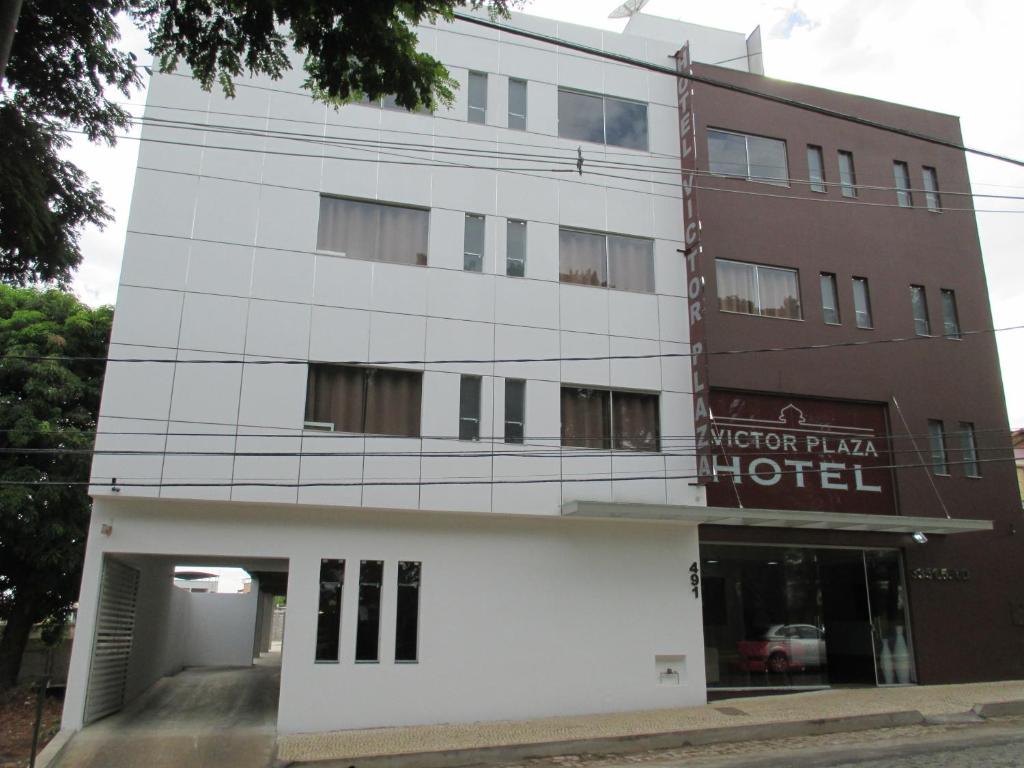  Victor Plaza Arcos