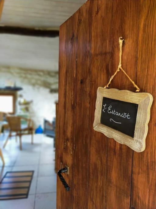 Certifikát, hodnocení, plakát nebo jiný dokument vystavený v ubytování Gites de Fouard "l Estancòt"