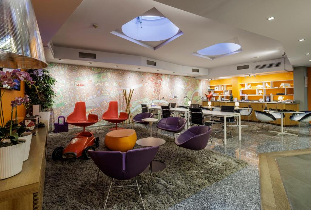 Posedenie v ubytovaní Best Western Plus Executive Hotel and Suites