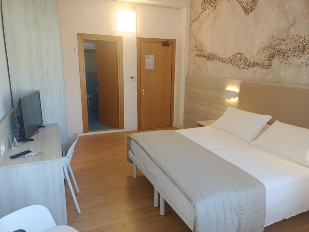 TV a/nebo společenská místnost v ubytování Hotel Splendid