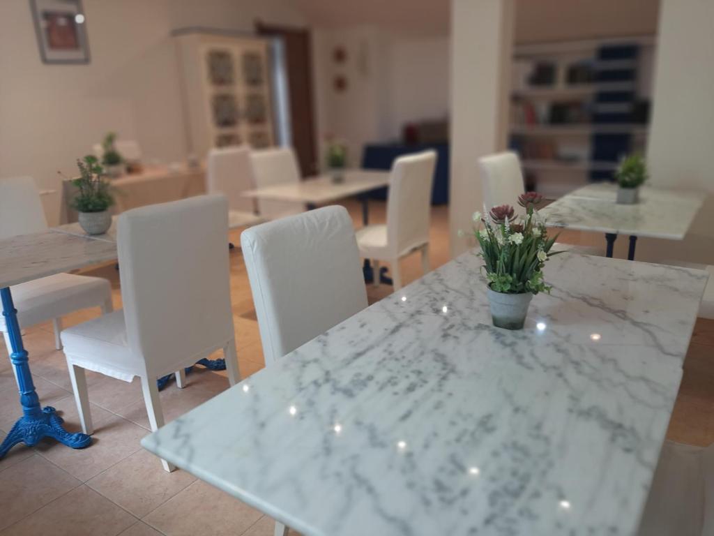 Posezení v ubytování B&B La Jacaranda affittacamere