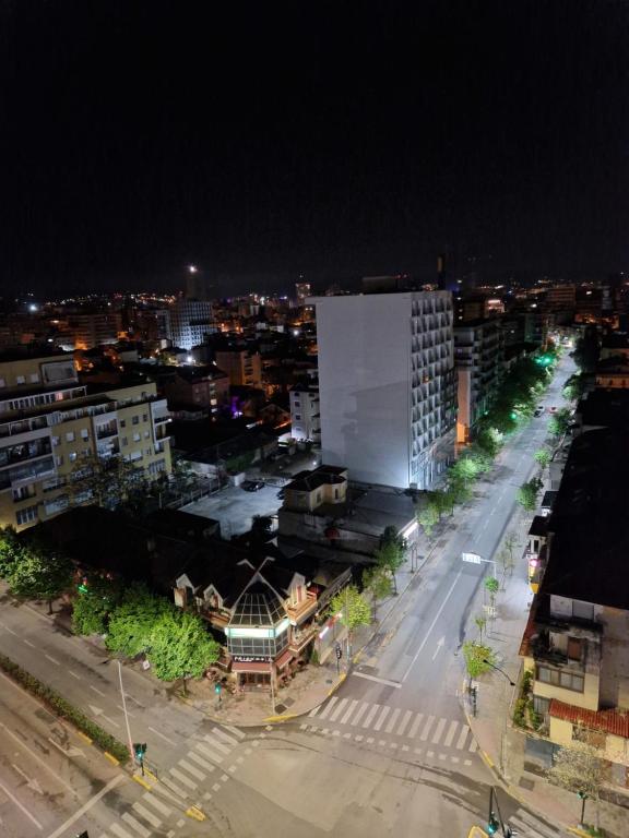 Luxury Apartment 10 - Image 5