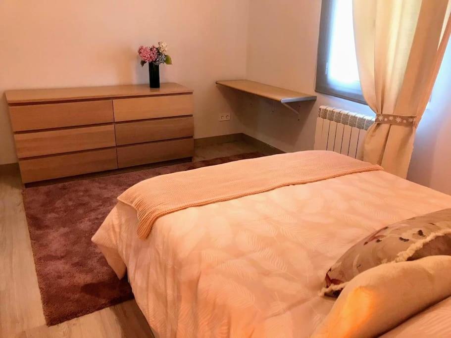 Postel nebo postele na pokoji v ubytování sweethomesantander