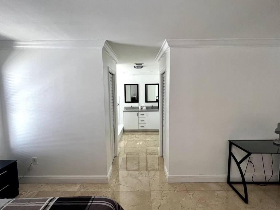 Fotografie z fotogalerie ubytování Sunny Getaway: Relaxing Miami Home v destinaci Tamiami
