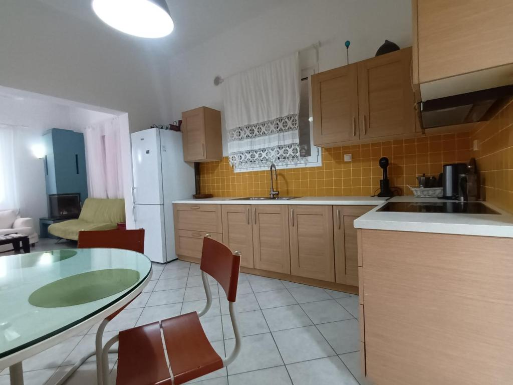 The Country House in Amarynthos - Holiday Home